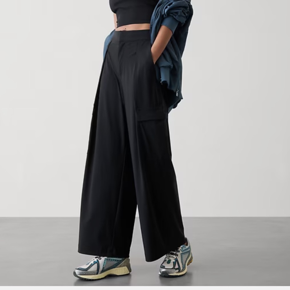 Athleta Pinnacle High Rise Cargo Trouser
